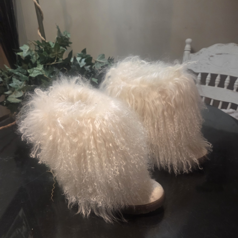 BearPaw Women's White Winter Boots